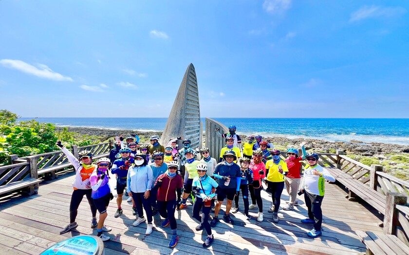 運動與健康,單車騎行,單車旅行,美國車友,海外車友騎台灣,琅嶠卑南阿塱壹古道,單車百岳環小台灣,山海戀單車,單車看見台灣,山海戀車友故事,退休人生